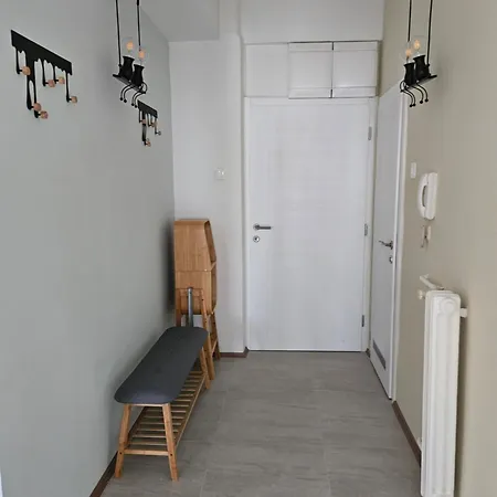 Apartment Station - Lux