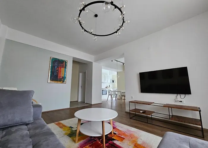 Station - Lux * Skopje