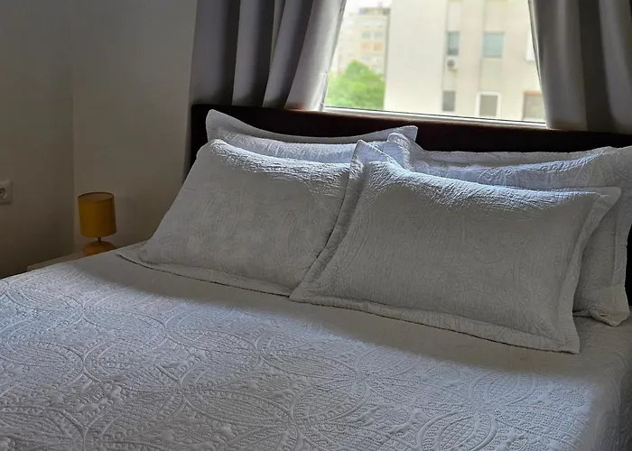 Station - Lux Apartment